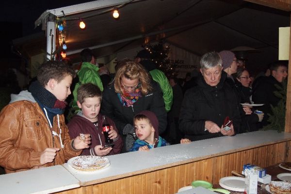 2014-weihnachtsmarkt-20A5F6A5DE-8180-17BE-8B77-E9F1D0E0C979.jpg