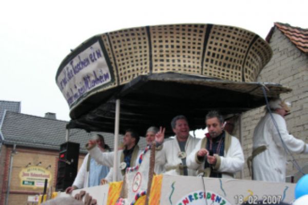 2007-karneval2007-336C0A8A5-9F28-4401-6794-287995D5938E.jpg