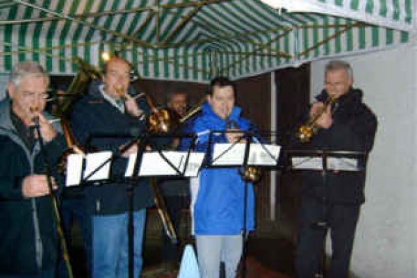 2006weihnachtsmarkt-2006-50802292C-0D14-1C0D-AB8A-082D8C478B30.jpg