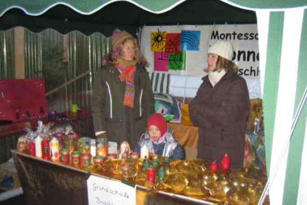 2005weihnachtsmarkt-2005-648FEC91B-61DE-4B47-D48B-2379D4293DB4.jpg