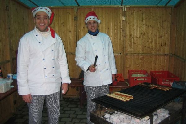 2005weihnachtsmarkt01C3DDF2E8-333C-D658-1370-5D603CCFB017.jpg